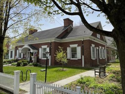 Kinderhook Memorial Library Photo